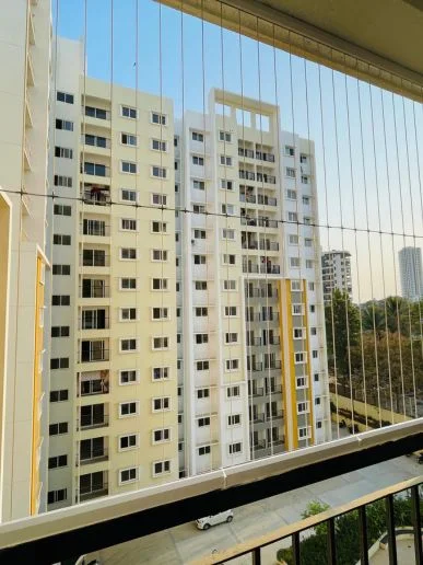 InvisibleGrillBalcony